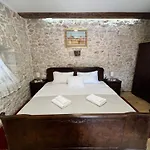 Nyaraló Luca