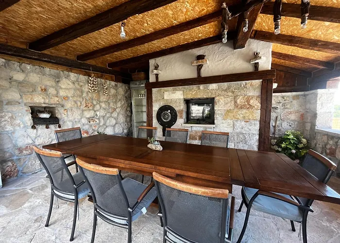 Luca Hébergement de vacances