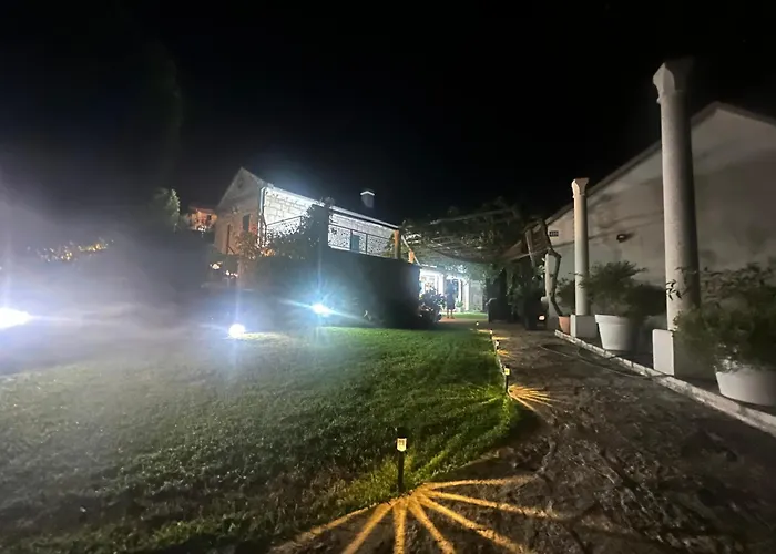 Luca Hébergement de vacances *